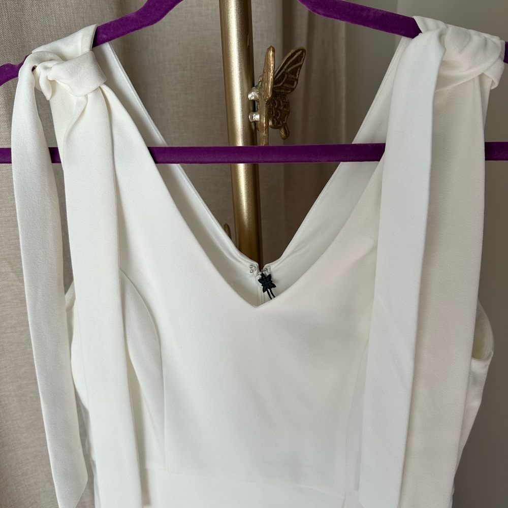 BCBGeneration White Mini Dress - Picture 4 of 8